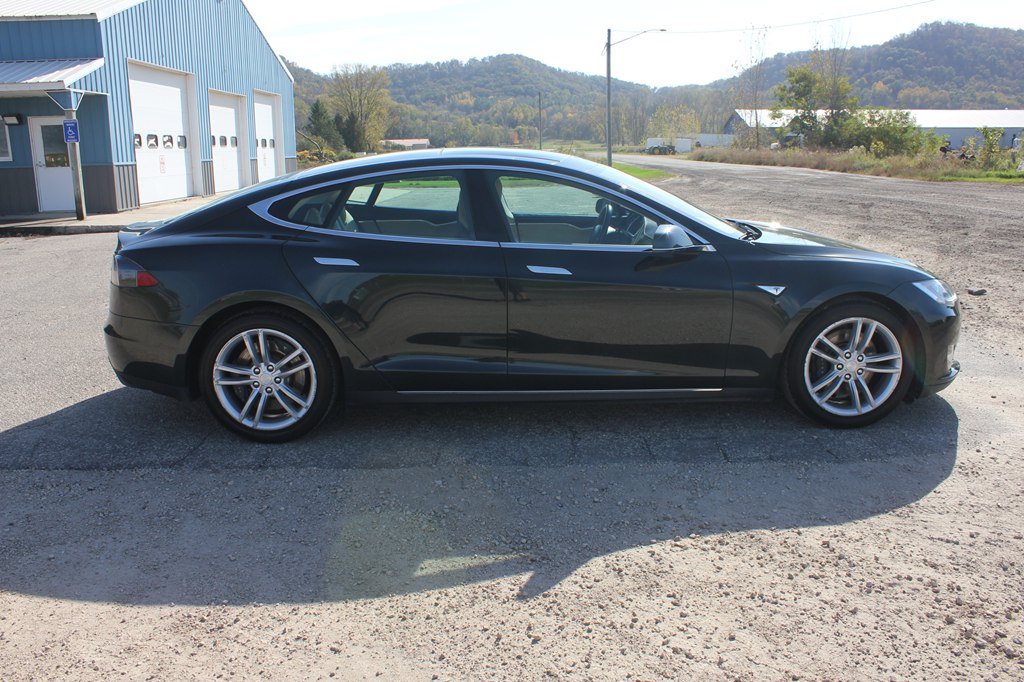 Used 2013 Tesla Model S RWD image 4