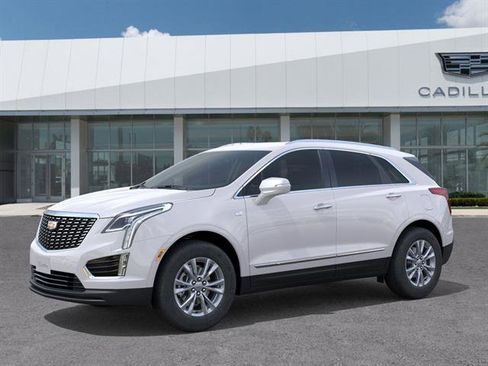 New 2026 Cadillac XT5 Luxury image 3