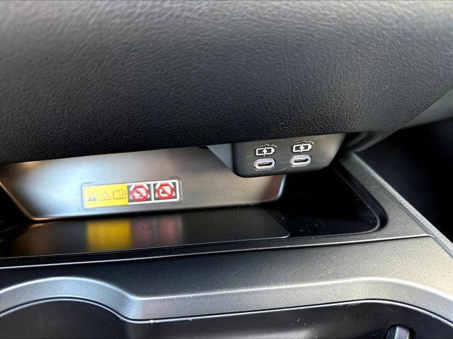 Used 2025 Lexus UX 300h AWD w/ Accessory Package (Z1) image 18