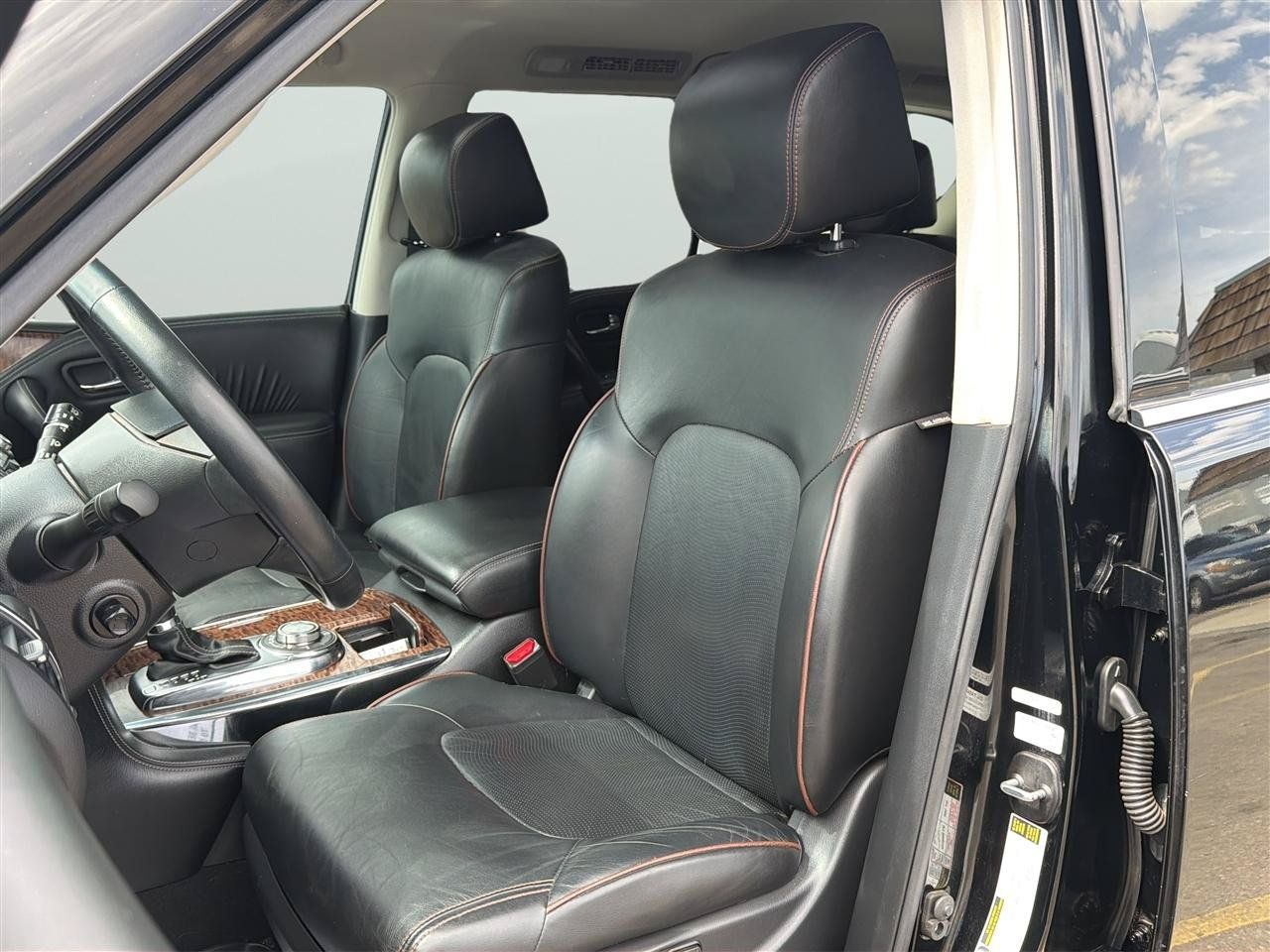 Used 2017 Nissan Armada Platinum w/ Interior Lighting Package AWD/4WD image 13
