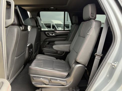 Used 2024 Chevrolet Tahoe RST w/ Sport Performance Package image 31