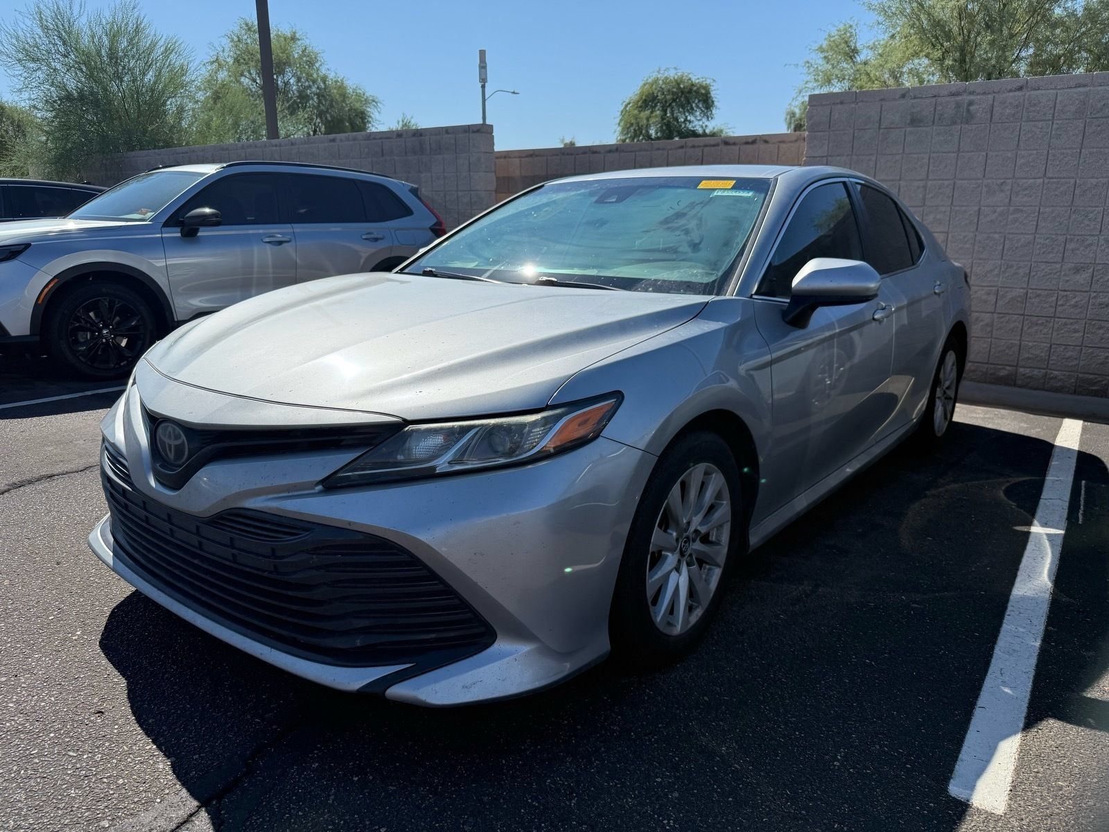 Used 2020 Toyota Camry LE w/ Carpet Mat Package FWD image 2