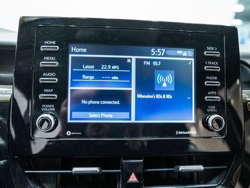 Used 2022 Toyota Camry SE image 28