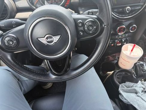 Used 2017 MINI Cooper 2-Door Hardtop FWD image 2