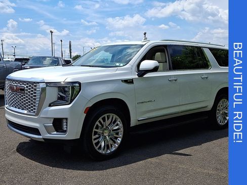 Certified 2023 GMC Yukon XL Denali AWD/4WD image 3
