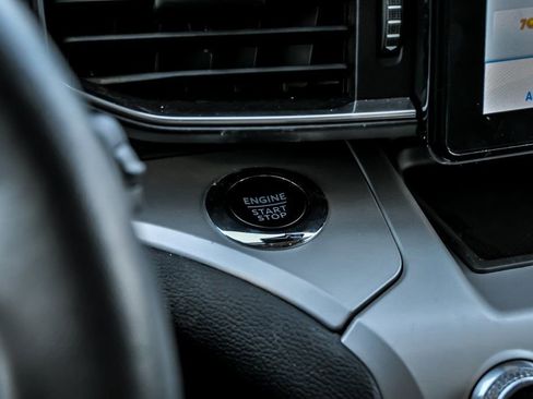 Used 2023 Ford Explorer XLT w/ Equipment Group 202A image 21