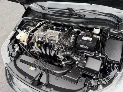 Used 2021 Toyota Corolla LE FWD image 32