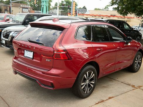 New 2025 Volvo XC60 B5 Core w/ Protection Package Premier image 8