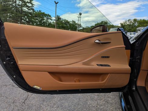 Used 2021 Lexus LC 500 Convertible w/ Touring Package RWD image 11