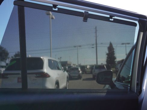 Used 2025 Toyota Grand Highlander AWD image 21