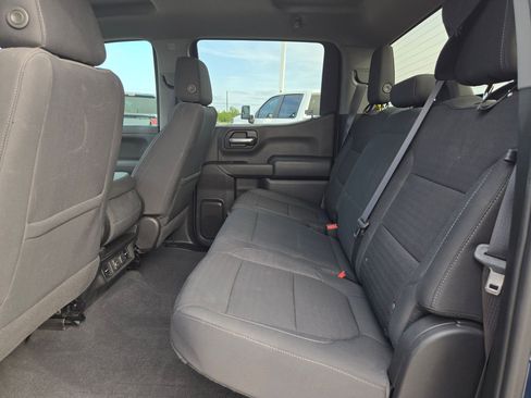 Used 2021 Chevrolet Silverado 1500 LT RWD image 13