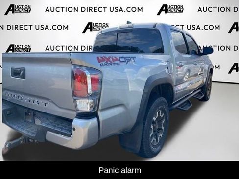 Used 2021 Toyota Tacoma TRD Off-Road w/ Technology Package image 7