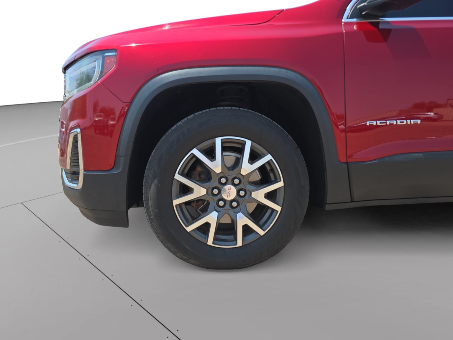 Used 2021 GMC Acadia SLE w/ Driver Convenience Package FWD image 9