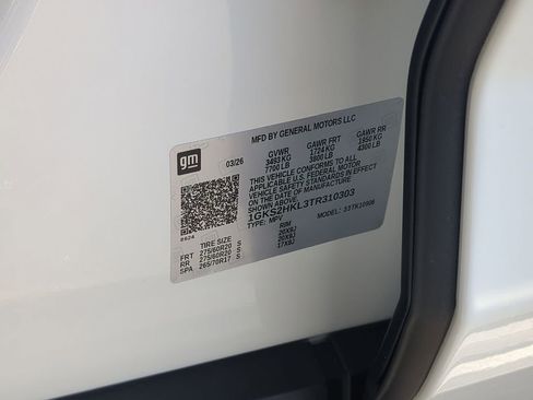 New 2026 GMC Yukon XL AT4 image 40