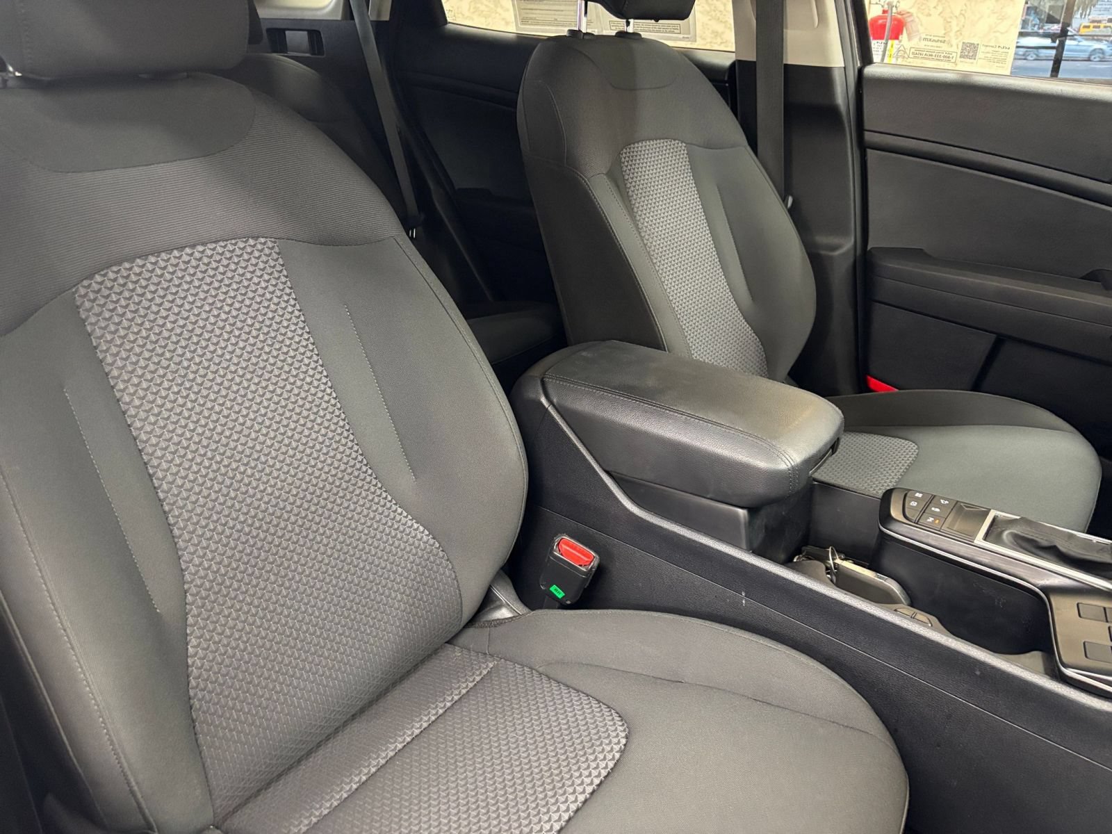 Used 2026 Kia Sportage LX FWD image 35