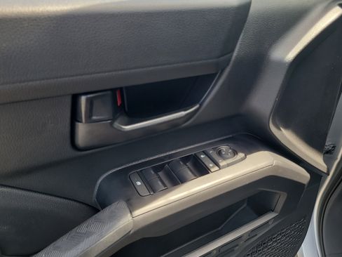 Used 2026 Toyota Tacoma SR5 AWD/4WD image 18
