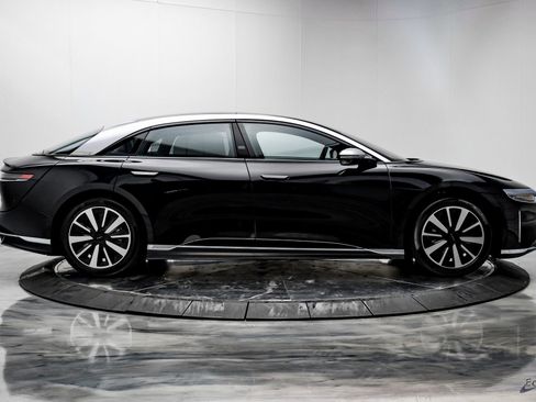 Used 2022 Lucid Air Dream Edition image 16