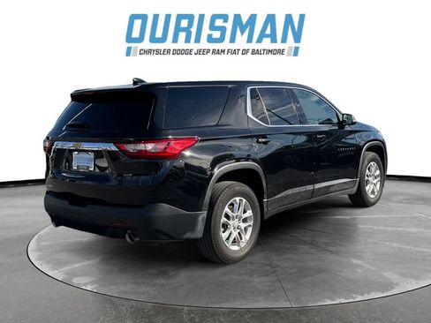 Used 2021 Chevrolet Traverse LS image 6