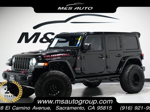 Used 2018 Jeep Wrangler Unlimited Rubicon image 1