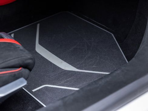 Used 2022 Lamborghini Huracan STO image 58