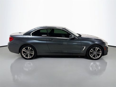 Used 2018 BMW 430i xDrive Convertible image 9