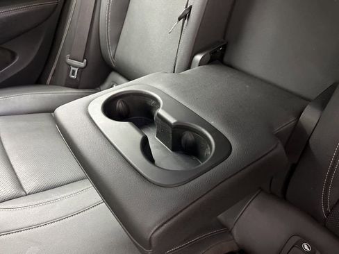 Used 2019 Buick Regal GS image 25