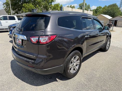 Used 2016 Chevrolet Traverse LT FWD image 6