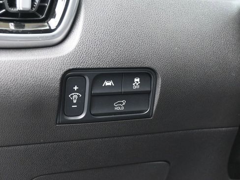 Used 2023 Kia Sorento SX image 16