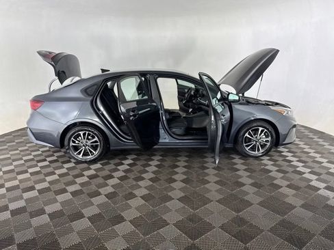 Certified 2024 Kia Forte LXS w/ LXS Technology Package FWD image 15