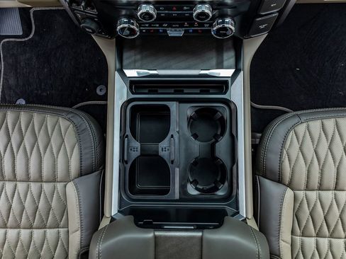 Used 2026 Ford F250 Platinum w/ Platinum Plus Package image 29