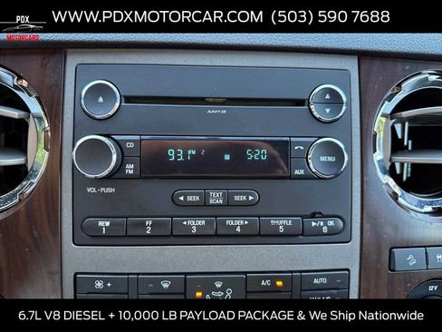 Used 2011 Ford F250 Lariat w/ Lariat Interior Pkg AWD/4WD image 18