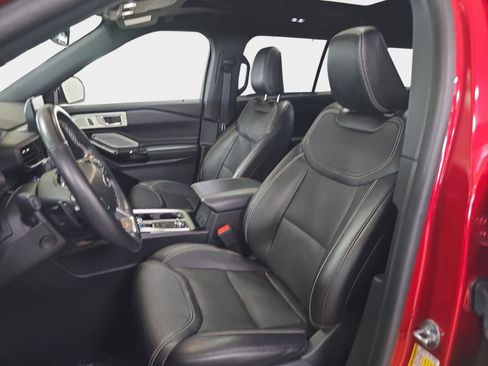 Used 2023 Ford Explorer ST w/ Equipment Group 401A image 17