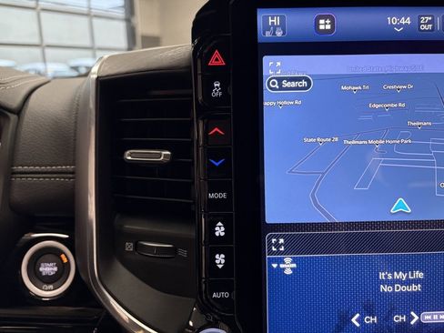 Used 2025 RAM 1500 Laramie w/ Night Edition image 22