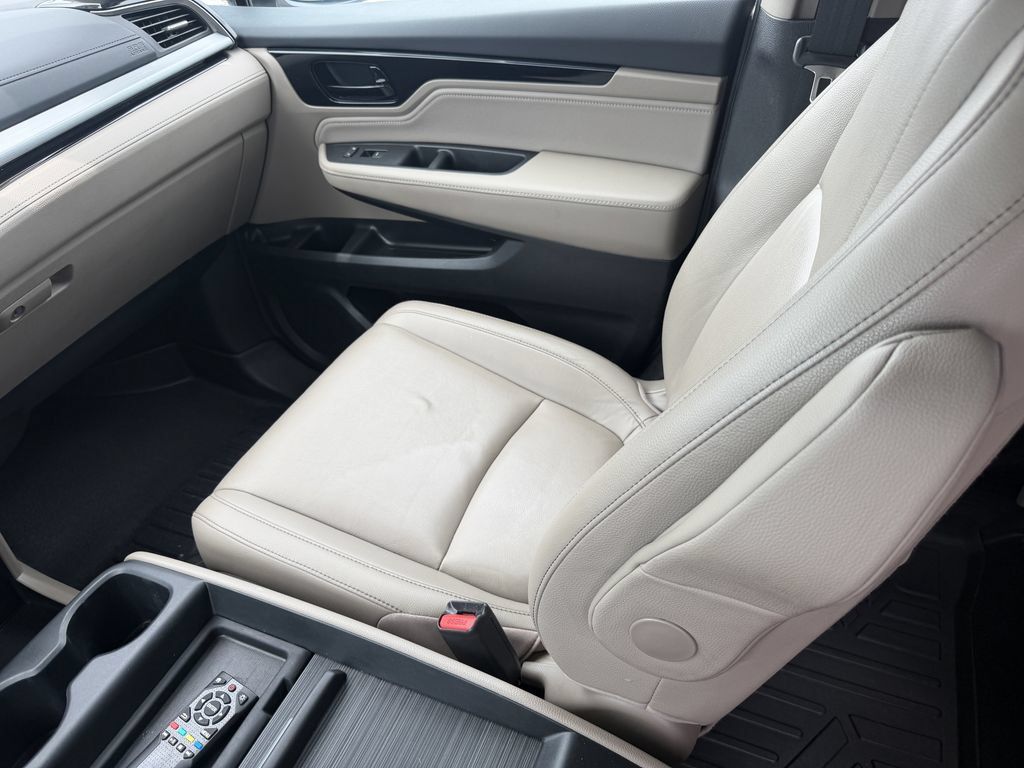 Used 2022 Honda Odyssey Touring image 19