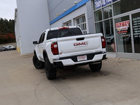 New 2026 GMC Canyon Elevation w/ Convenience Package image 39