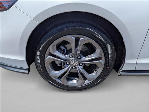 Used 2023 Honda Accord EX image 23