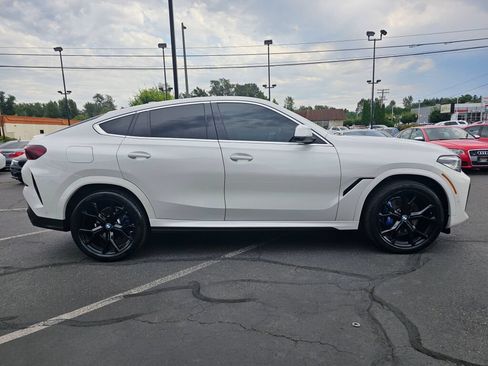 Used 2022 BMW X6 xDrive40i AWD/4WD image 6