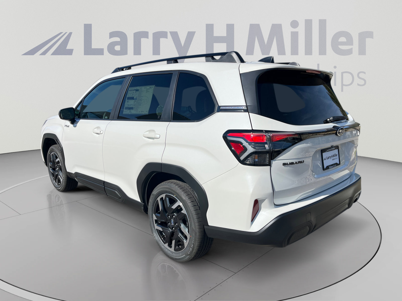 New 2026 Subaru Forester Touring AWD/4WD image 3