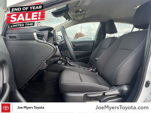 Used 2025 Toyota Corolla LE image 22