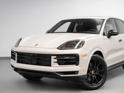 New 2025 Porsche Cayenne image 86