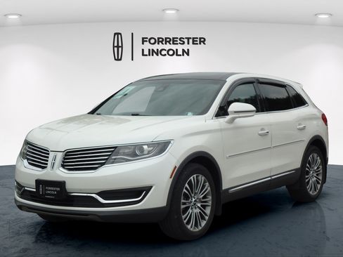 Used 2016 Lincoln MKX Reserve w/ Climate Package AWD/4WD image 7