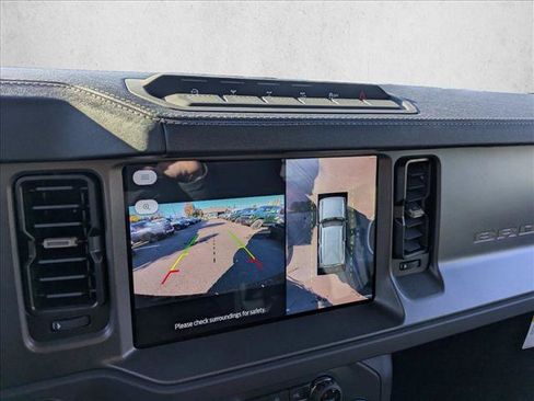 New 2025 Ford Bronco Badlands AWD/4WD image 14