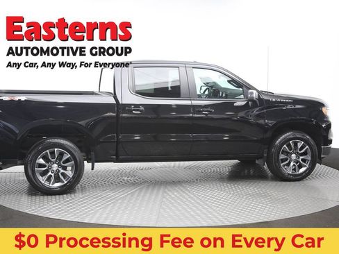 Used 2024 Chevrolet Silverado 1500 LT AWD/4WD image 45