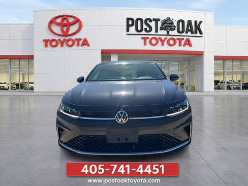 Used 2025 Volkswagen Jetta S FWD image 2