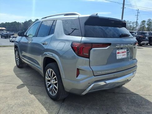 New 2026 GMC Terrain Denali AWD/4WD image 5