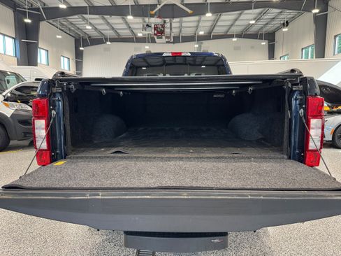 Used 2022 Ford F350 XLT w/ XLT Premium Package AWD/4WD image 7