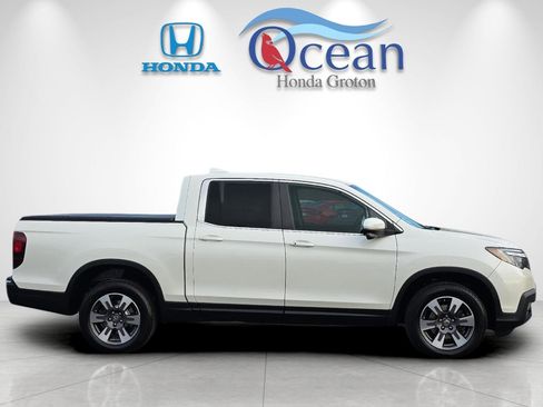 Used 2019 Honda Ridgeline RTL-T image 2
