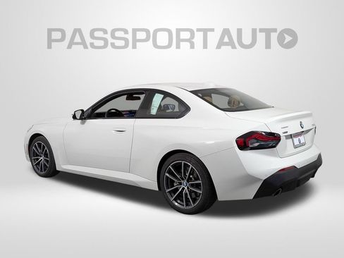 Used 2023 BMW 230i xDrive Coupe w/ Convenience Package image 3