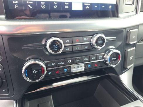 New 2025 Ford F150 Lariat w/ Equipment Group 501A Mid image 17