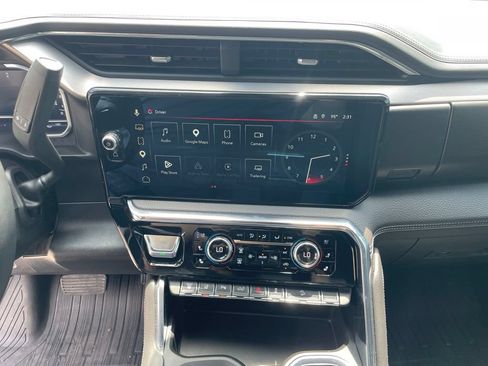Used 2025 GMC Sierra 2500 Denali w/ Denali Reserve Package AWD/4WD image 27